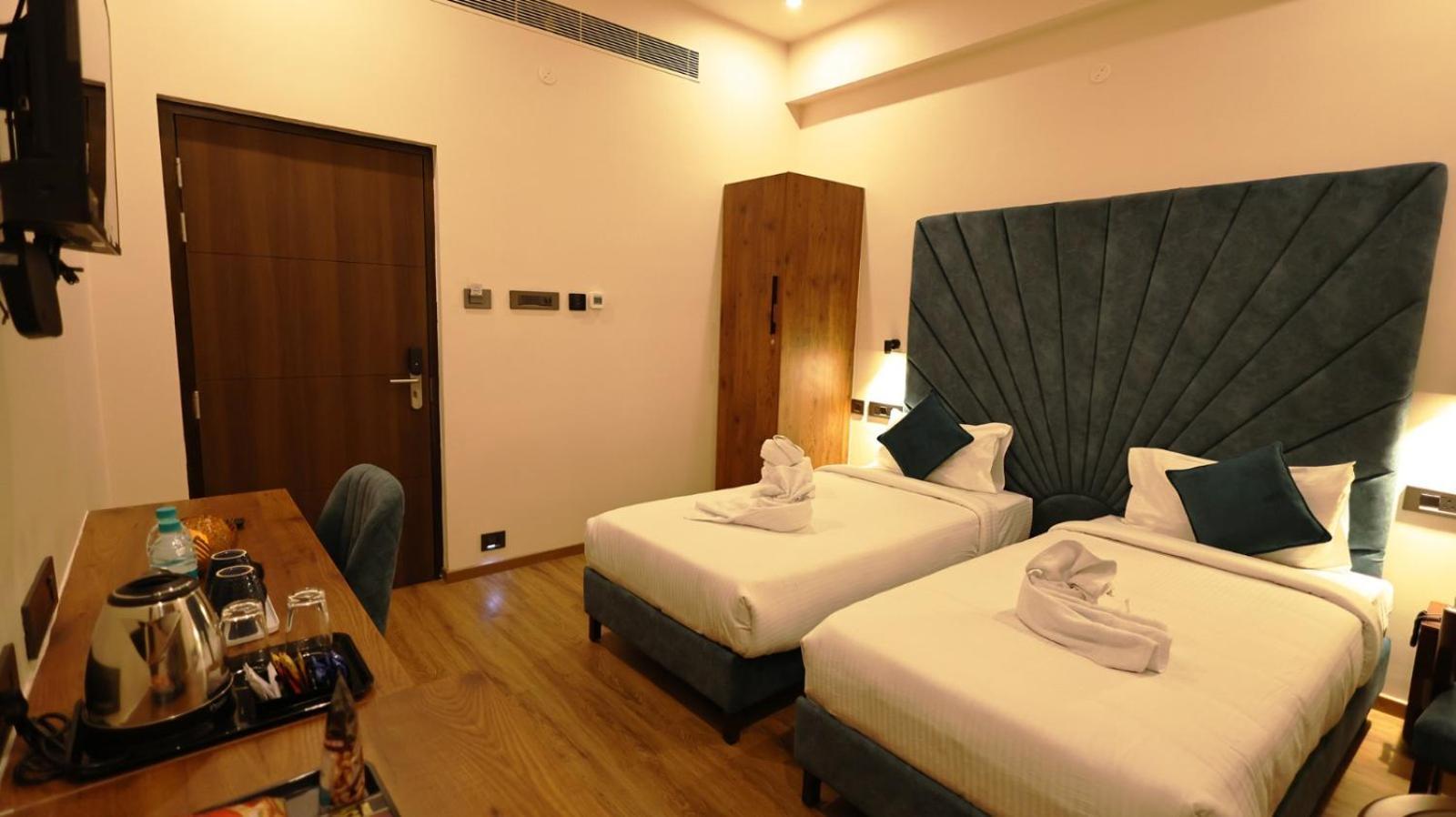 Hotel Elpaso ซาเลม ภายนอก รูปภาพ